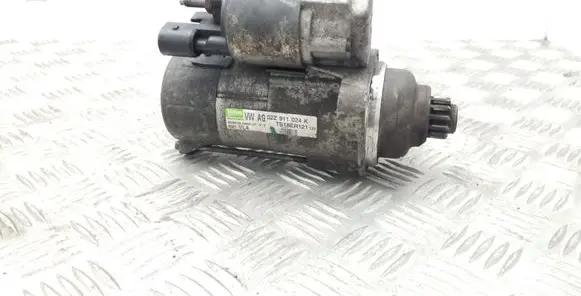 Skoda Yeti (5L) Starter motor 02Z911024K