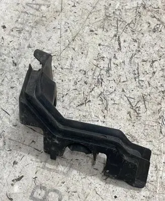 BMW 3 E90 E91 Engine compartment rubber 7142049