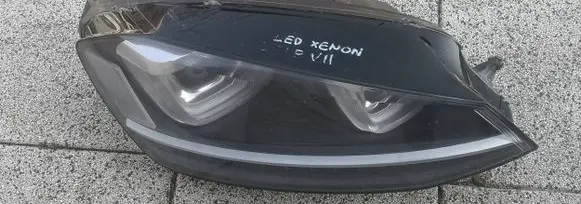 Volkswagen Golf VII Headlight/headlamp 5G1941752D 90050497