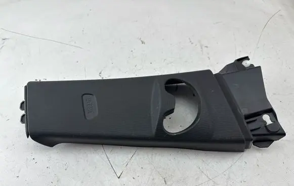 BMW 1 F20 F21 (B) pillar trim (top) 7265992