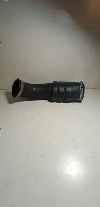 Volvo V70 Intercooler hose/pipe 08692401