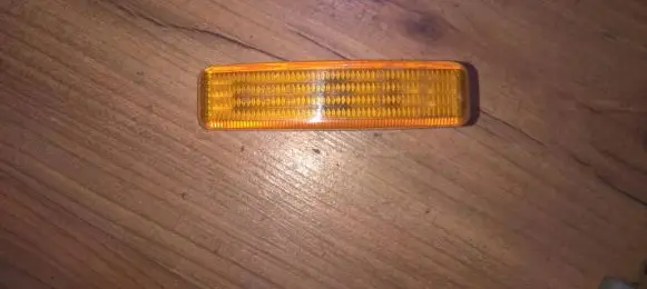 BMW 5 E39 Front fender indicator light 8360589