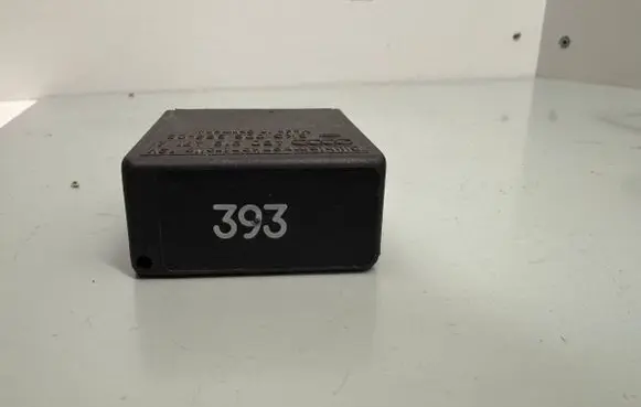 Audi A6 S6 C5 4B Light relay 4B0919471A 5KG00656805