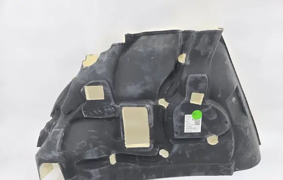 Polestar 4 Trunk sound insulation 8000996