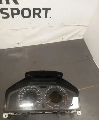 Speedometer (instrument cluster)