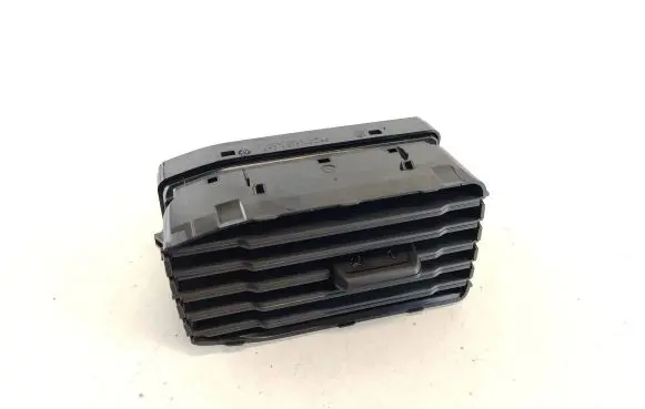 Volkswagen Caddy Dash center air vent grill 2K5815705B