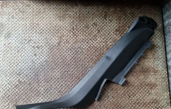 Opel Grandland X Other sill/pillar trim element YP00133777
