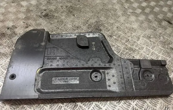 Subaru Legacy Trunk/boot floor carpet liner 95086AG001