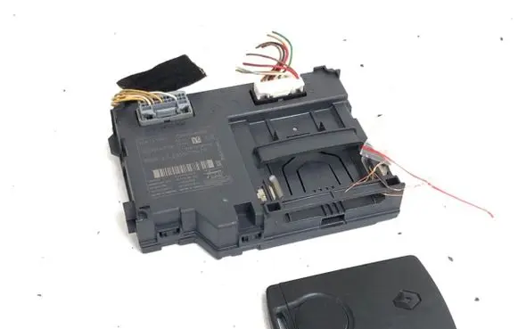 Renault Clio IV Ignition lock 285901547R