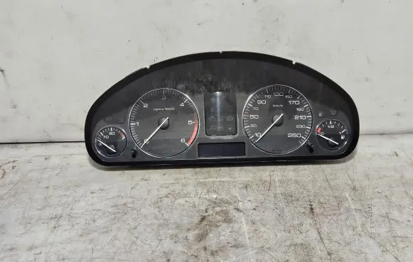 Peugeot 407 Speedometer (instrument cluster) 9649621280
