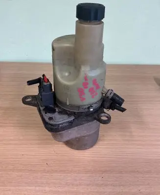 Volvo V50 Power steering pump 5N513K514CB 31280369