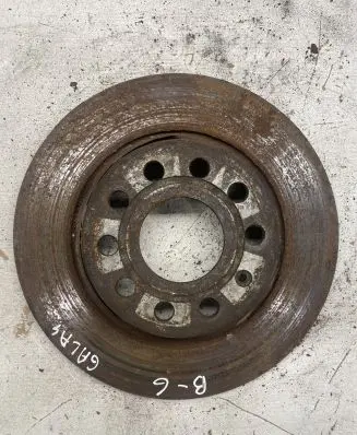 Volkswagen PASSAT B6 Rear brake disc