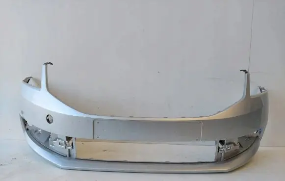 Skoda Octavia Mk3 (5E) Front bumper 5E0807221N