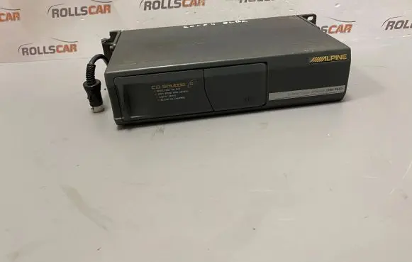 Volkswagen Golf IV CD/DVD changer CHMS620