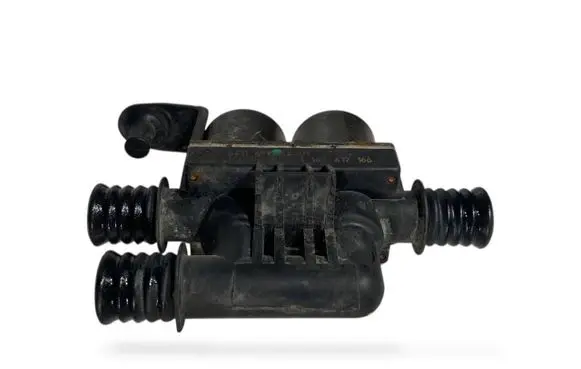 BMW X5 E53 Coolant heater control valve 6910544 64116910544