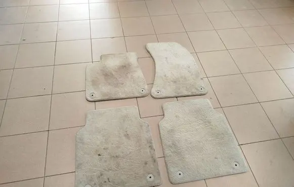 Audi A8 S8 D4 4H Car floor mat set 4H4863011P 4H1863720E