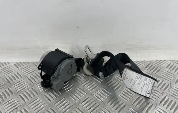 Nissan X-Trail T32 Rear seatbelt 1119138 0643393