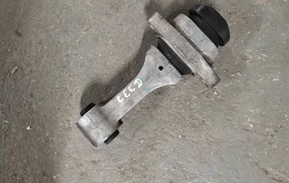 KIA Ceed Engine mount vacuum valve 