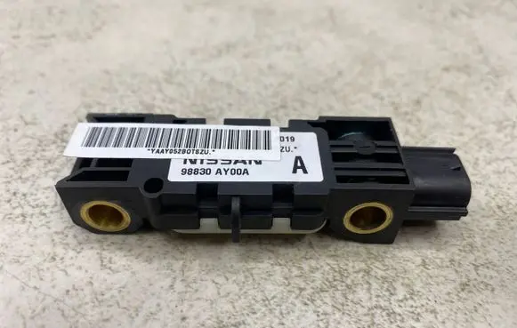 Nissan Pathfinder R51 Airbag deployment crash/impact sensor 98830AY00A YAAY052B0TSZU