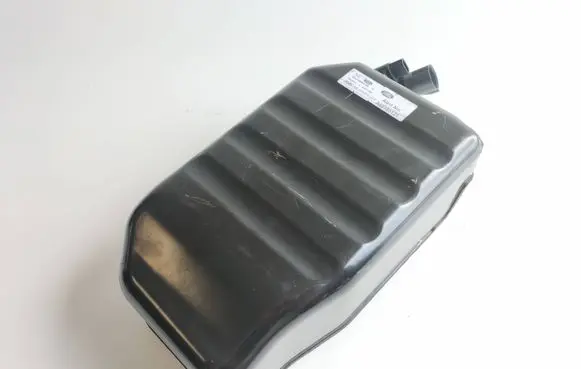 Jaguar I-Pace Air suspension compressor/pump A2395