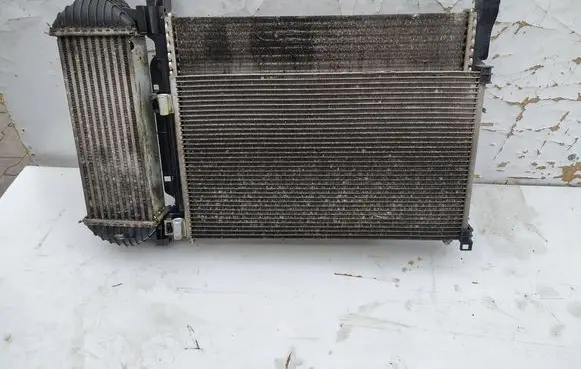 Coolant radiator