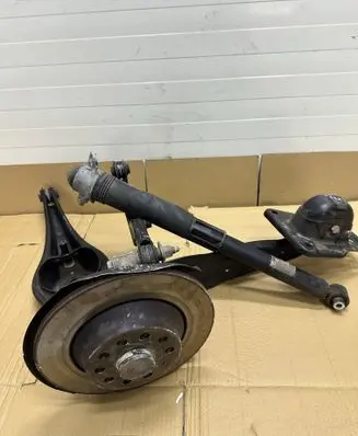 Volkswagen Tiguan Rear wheel hub spindle/knuckle 