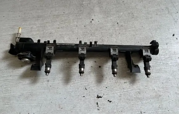 Ford Fiesta Fuel injectors set 0280158207 8A6GAA