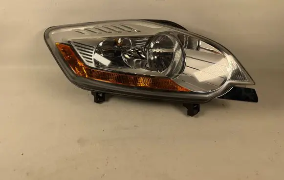 Ford Kuga I Headlight/headlamp 8V4113W029