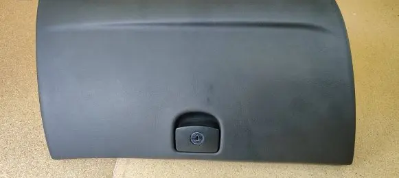 Peugeot 407 Glove box set 9644583880
