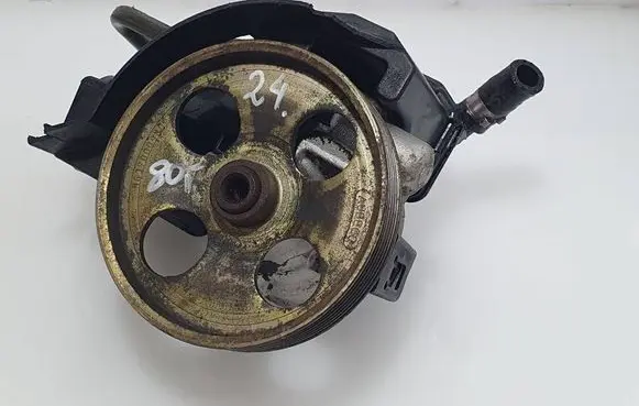 Citroen Xsara Power steering pump 9636320580