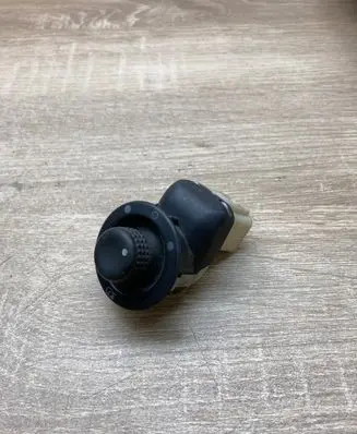 Renault Scenic I Wing mirror switch 071206