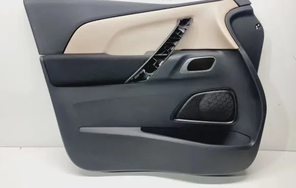 Citroen C4 Grand Picasso Front door card panel trim 96784516BS