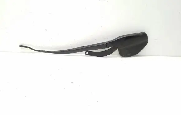 Toyota Prius+ (ZVW40) Front wiper blade arm