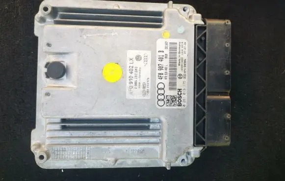 Audi A6 S6 C6 4F Engine control unit/module 4F0907401B