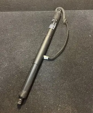 BMW X5 F15 Tailgate strut 7361878 18202210 182022