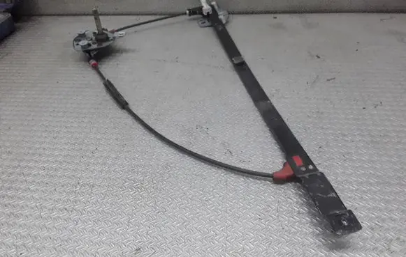 Volkswagen Transporter - Caravelle T4 Front door manual window regulator 
