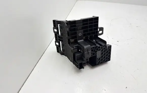 BMW 5 G30 G31 G38 Fuse module 6802944 BMJP93V128 7541601558