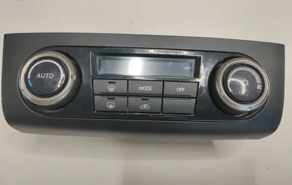 Mitsubishi Pajero Climate control unit 7820A138XA 1465705174