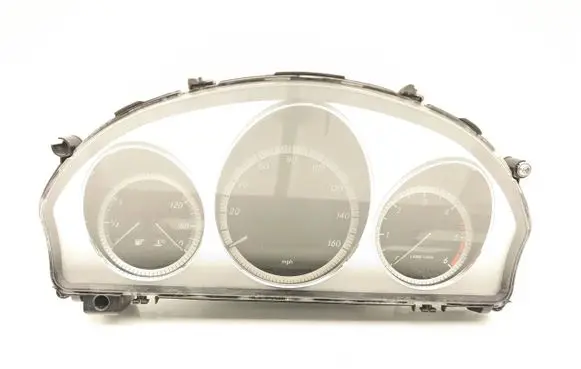 Mercedes-Benz C W204 Speedometer (instrument cluster) A2049004402