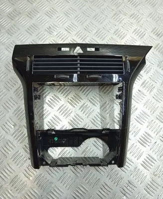 Opel Astra H Radio/GPS head unit trim 13141085