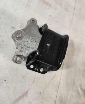 Citroen DS4 Engine mount bracket 9655922980 1001471