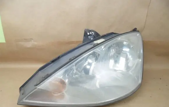 Ford Focus Headlight/headlamp