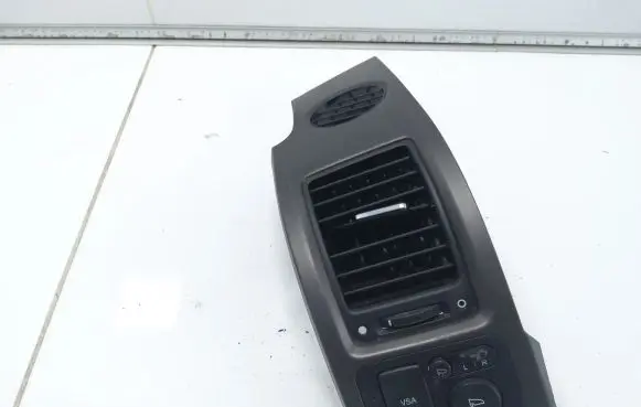 Honda CR-V Dashboard side air vent grill/cover trim 77620SWW