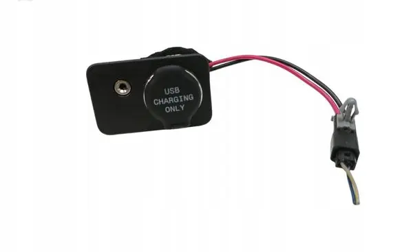 Ford Turneo Courier USB socket connector 