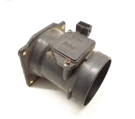 Audi A4 S4 B5 8D Mass air flow meter 078133471C