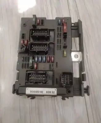 Peugeot 206+ BSM Control unit 9646405180