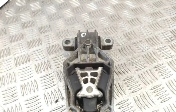 Mercedes-Benz A W176 Engine mount bracket A2462401209