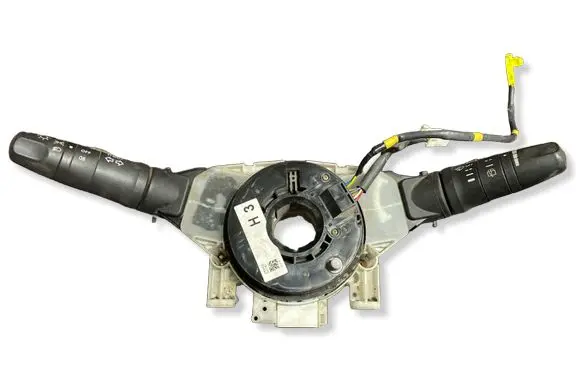 Nissan X-Trail T30 Wiper turn signal indicator stalk/switch 25560