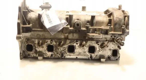 Engine head