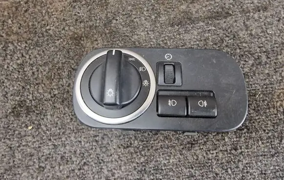 Land Rover Discovery 4 - LR4 Light switch AH2213A024AC